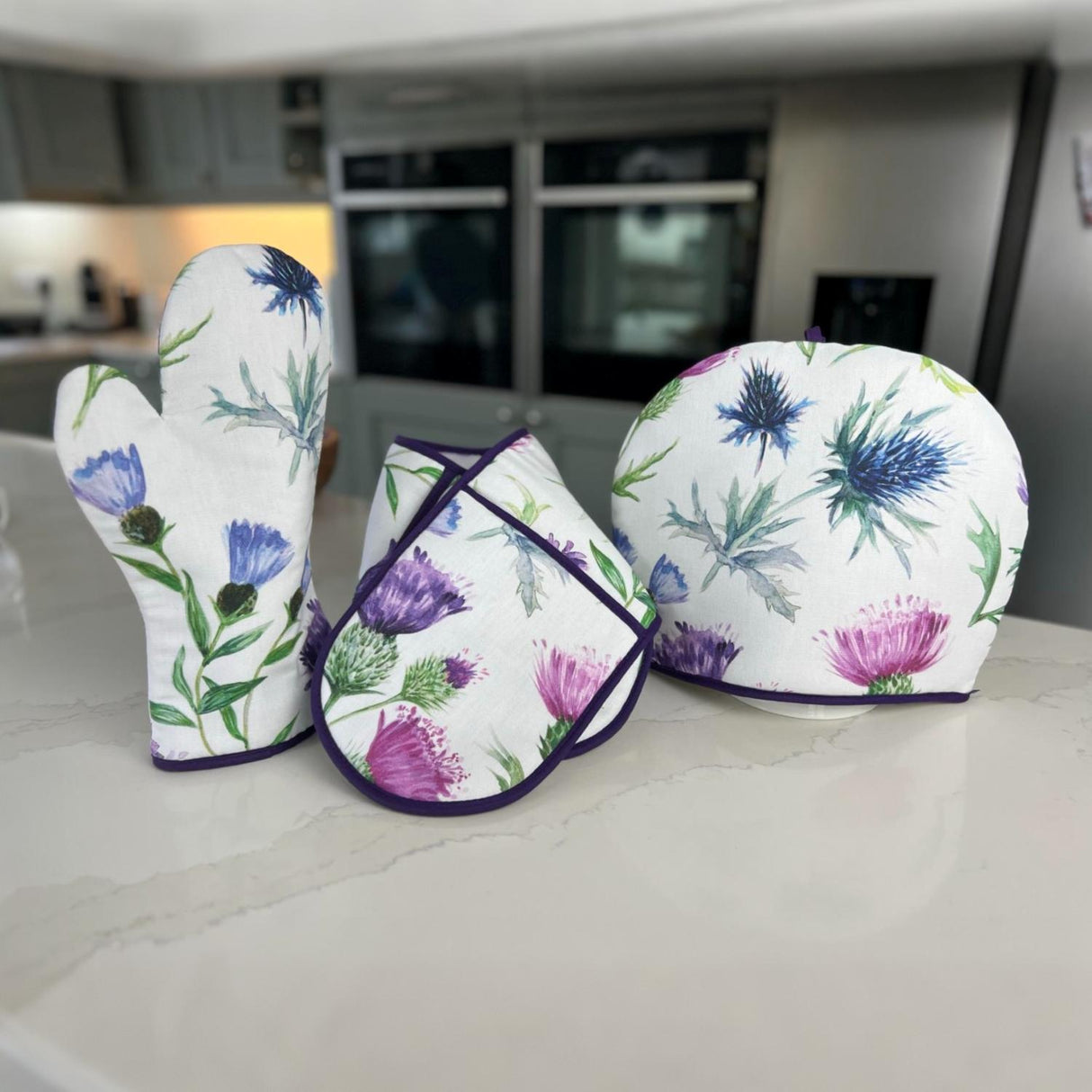 AC907 Scottish Thistle Floral Tea Cosy Creative Irish gift.com