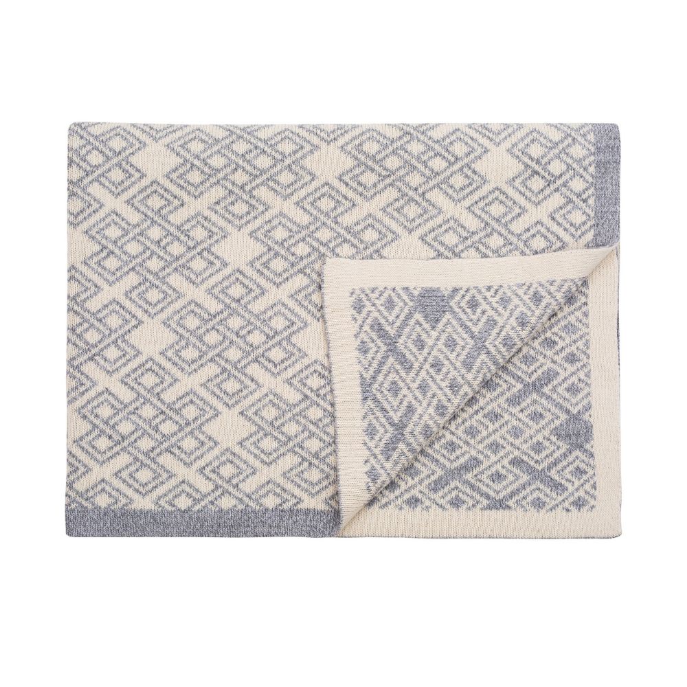 AWT318-303-OS Merino Wool Celtic Diamond Throw Grey Creative Irish Gifts