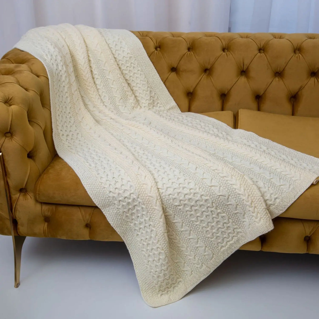 AWT910-300-OS Chunky Aran Knit Throw Blanket- Cream Creative Irish Gifts