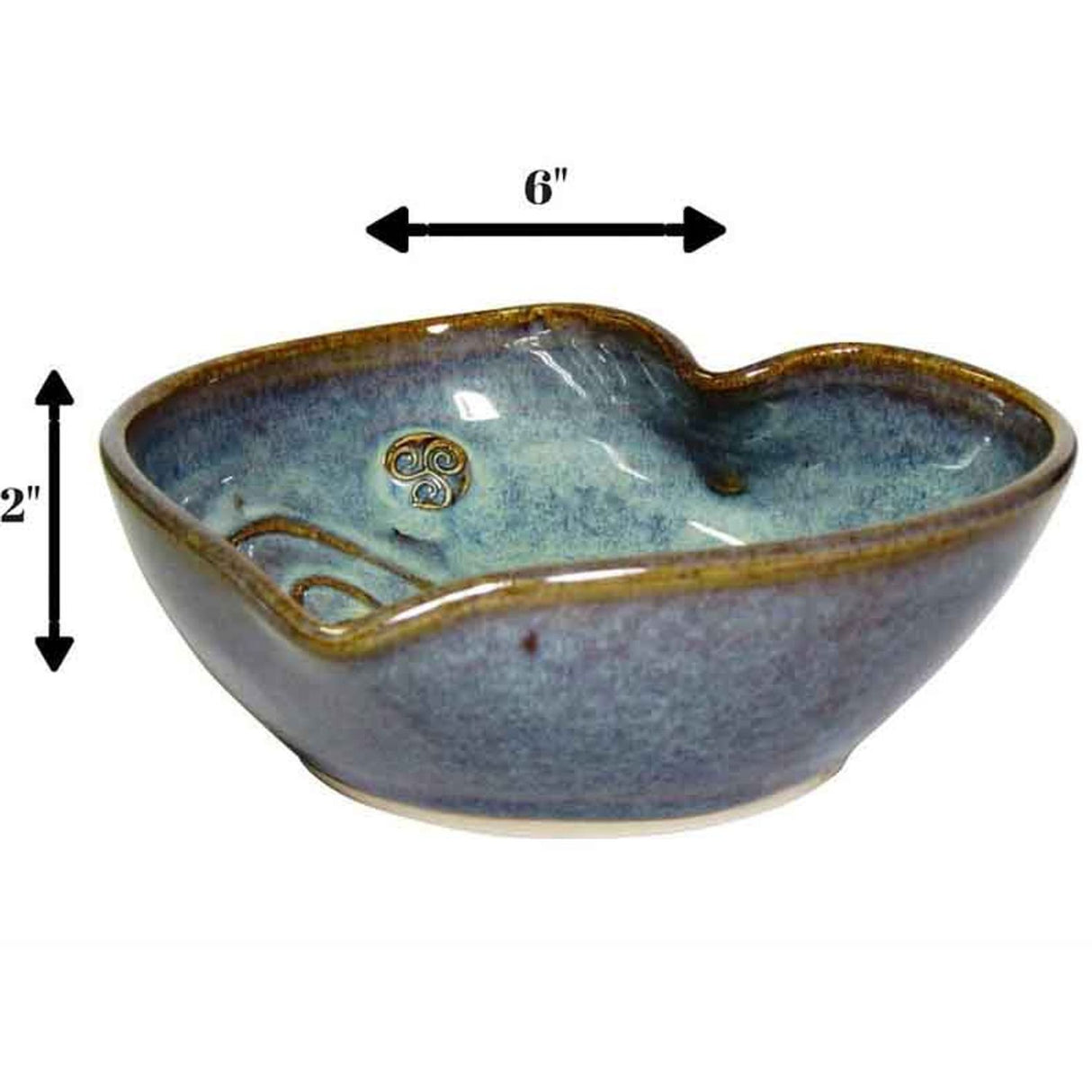 CAP-0006L Handcrafted Irish Triskele Heart Shaped Bowl Creative Irish Gifts Size