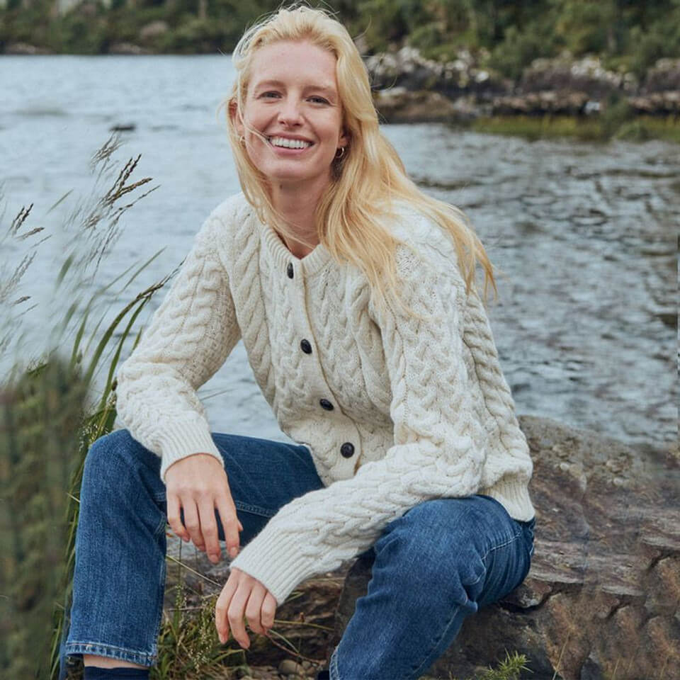 CR026 Classic Women's Aran Merino Wool Cardigan Creative Irish gift.com