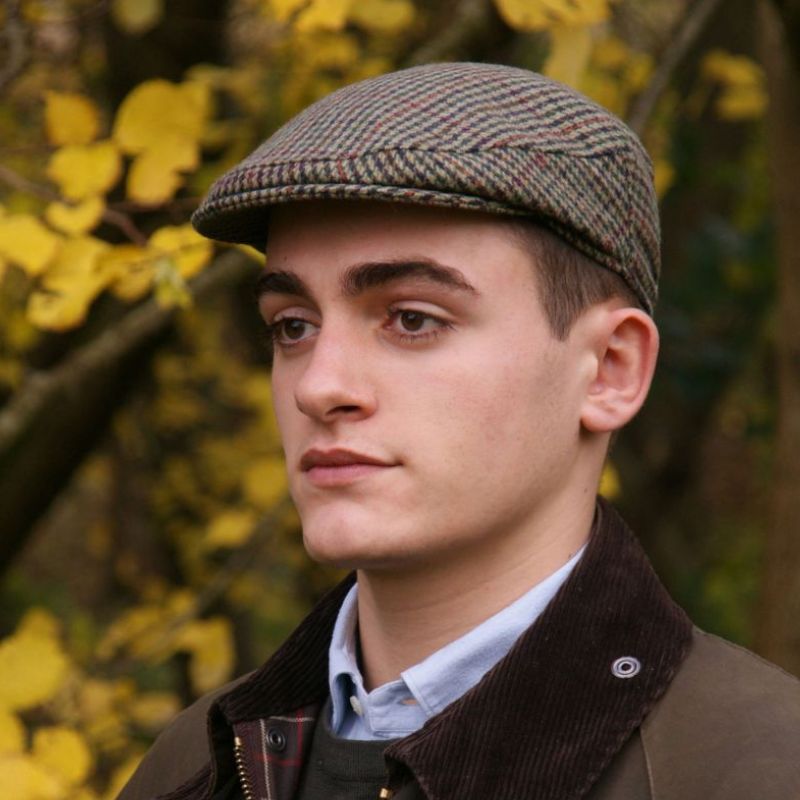 Men's Harris Tweed Plaid Flat Cap Lifestyle Creative Irish Gifts