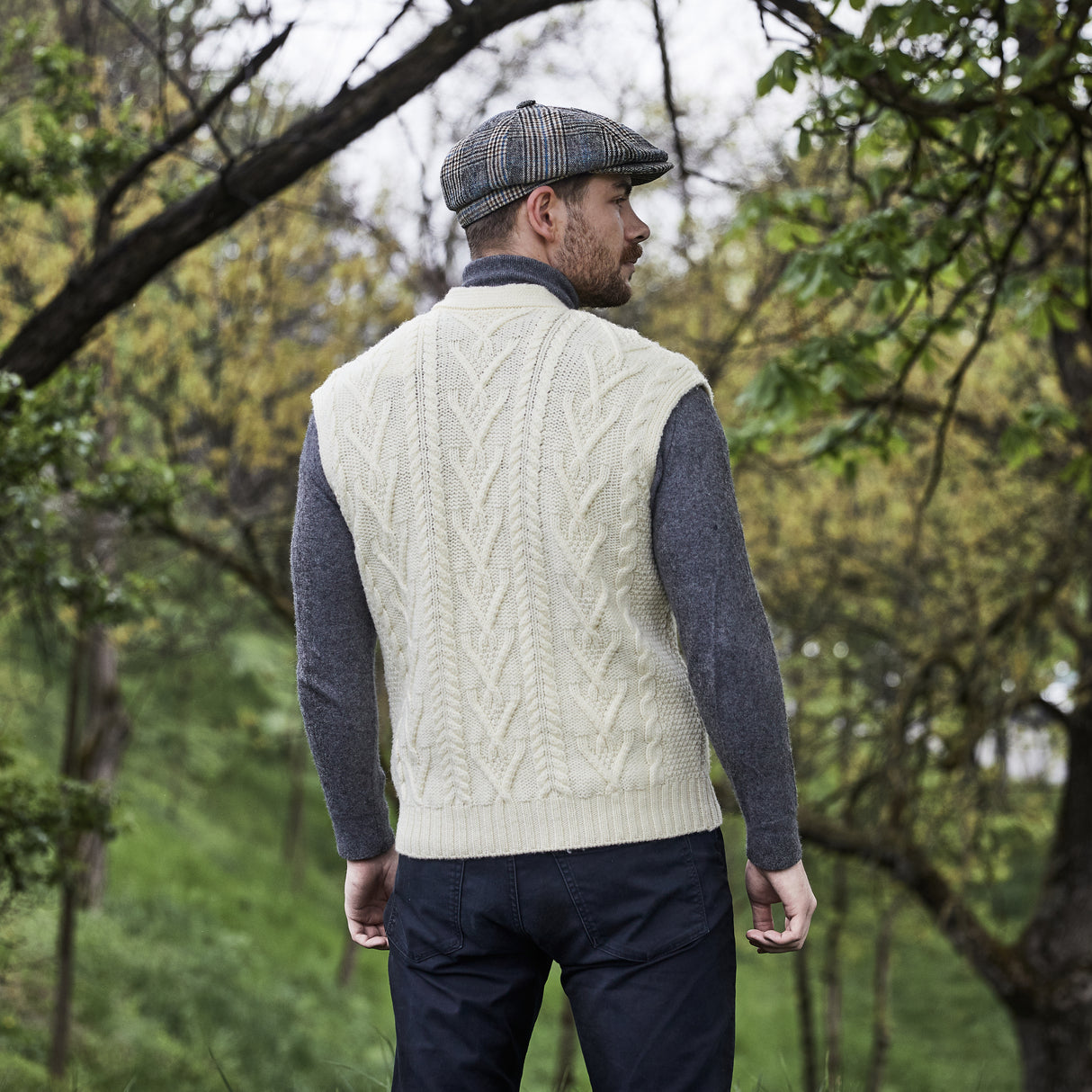 MM207-100 Men's Merino Wool Aran Knit Vest, Natural Creative Irish Gifts