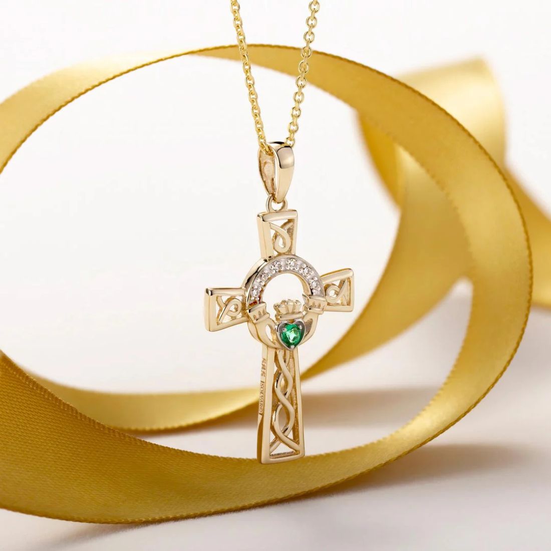 S44515 14K Gold Celtic Cross Claddagh Diamond Necklace Creative Irish Gifts