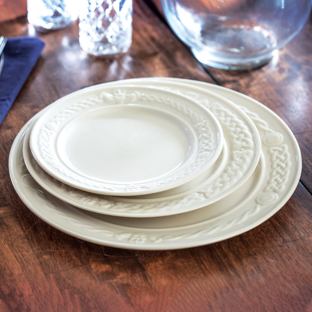 Belleek Claddagh Dinner Plate - Creative Irish Gifts