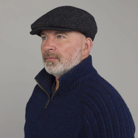 Men's Classic Irish Wool Tweed Flat Cap Black Charcoal Creative Irish Gift