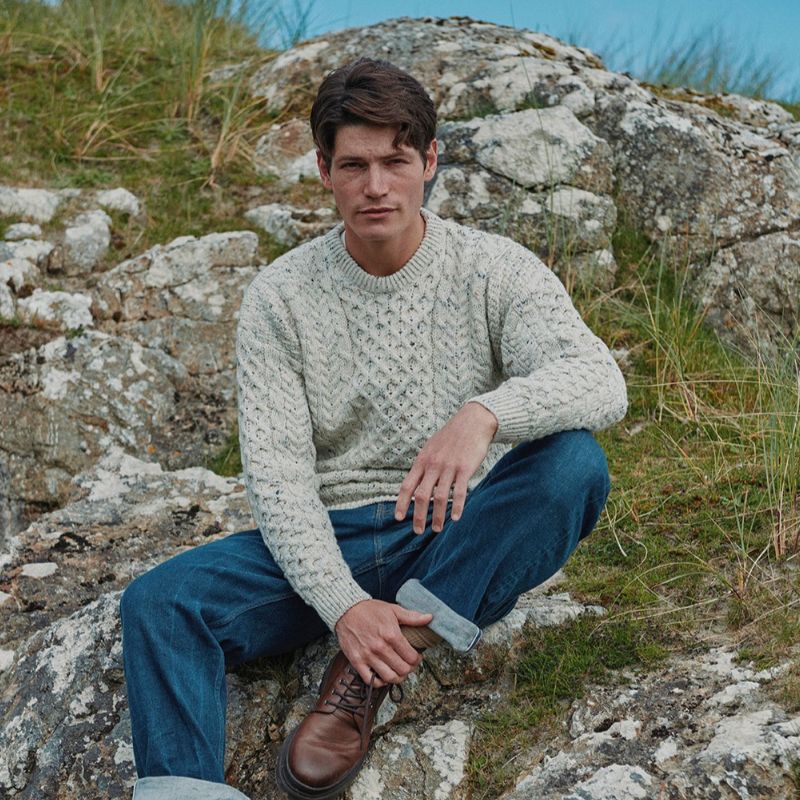 A823 Classic Aran Merino Wool Crew Neck Sweater Creative Irish Gifts
