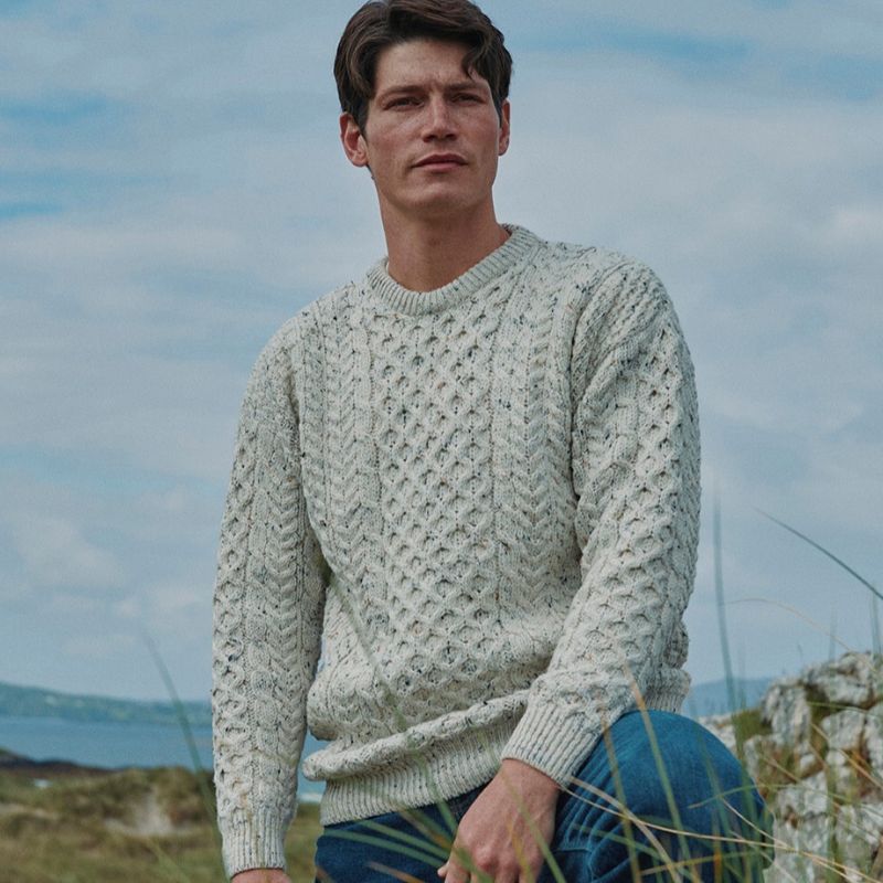 A823 Classic Aran Merino Wool Crew Neck Sweater Creative Irish Gifts
