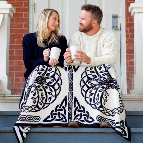 AF703 Tree of Life Wool Throw Blanket Navy Creative Irish Gifts