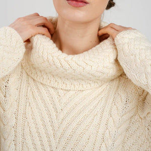 AWL118-Women's Merino Wool Irish Turtleneck Sweater White Creative Irish Gift