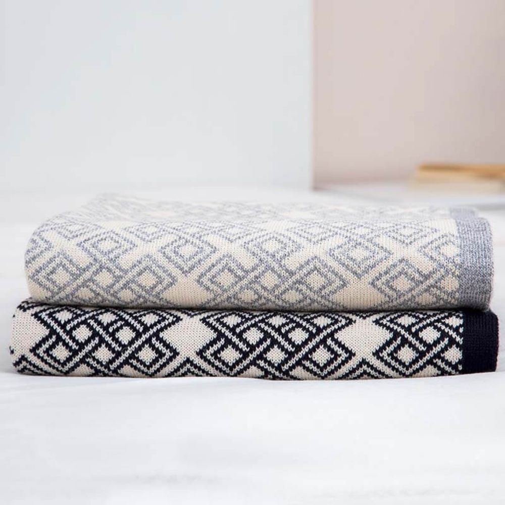 Merino Wool Celtic Diamond Throw Creative Irish Gifts