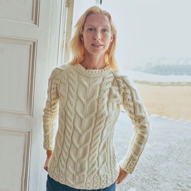 B951367 Women's Aran Knit Cable Sweater, Oatmeal Lifestyle Creative Irish gift