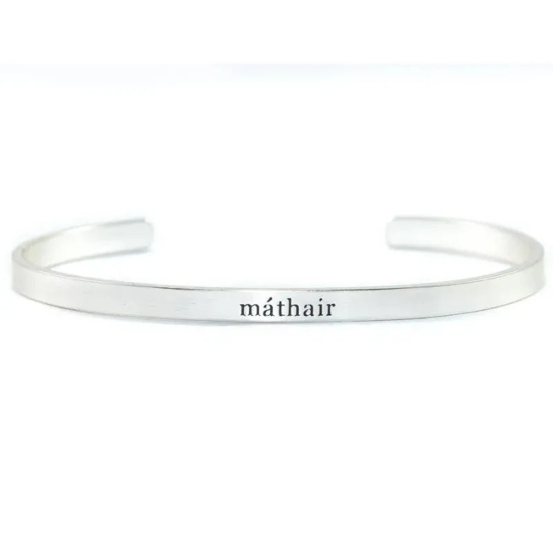 BIL-1843 Irish Engraved Mother Silver-Tone Bangle Creative Irish Gifts
