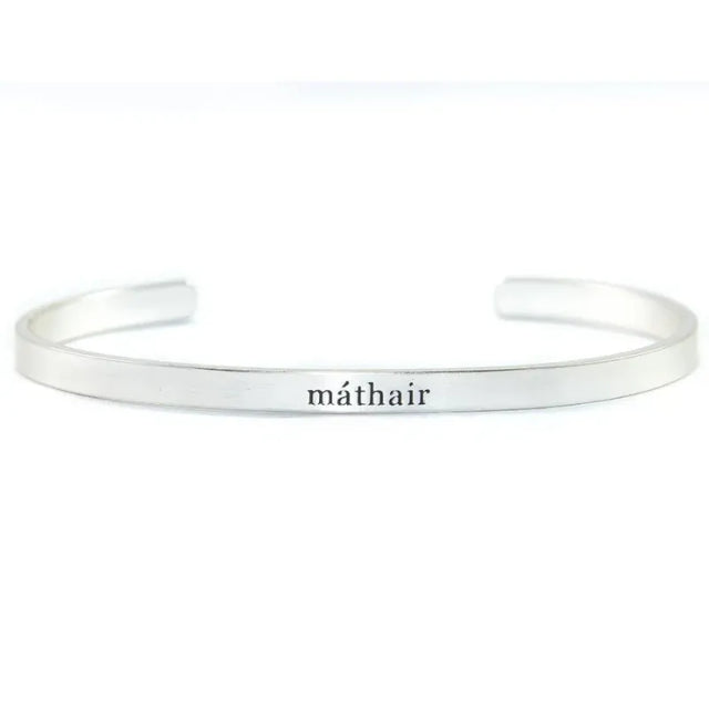 BIL-1843 Irish Engraved Mother Silver-Tone Bangle Creative Irish Gifts
