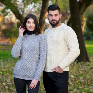 CG706 Men's Merino Aran Sweater Natural Lifestyle Creative Irish Gifts