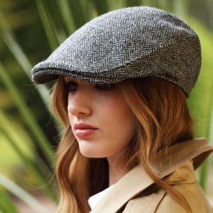 Men's Handcrafted Donegal Tweed Driving Cap Lifestyle Creative Irish Gift
