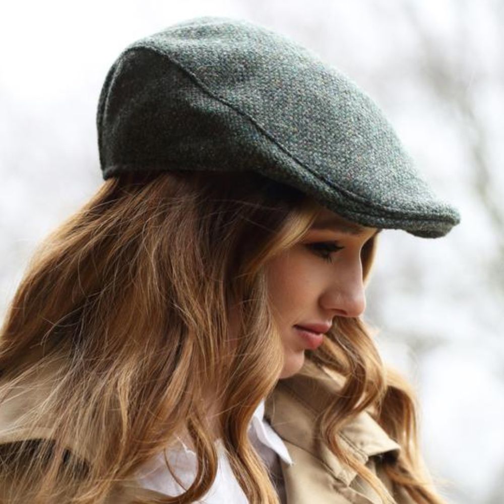 Men's Handcrafted Donegal Tweed Driving Cap Green Lifestyle Creative Irish Gift