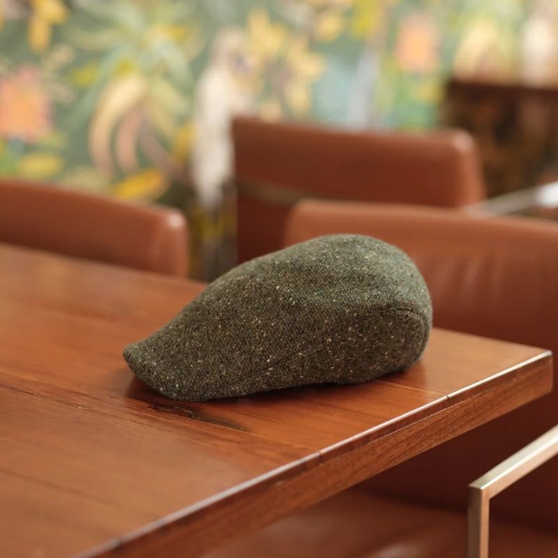 Men's Handcrafted Donegal Tweed Driving Cap