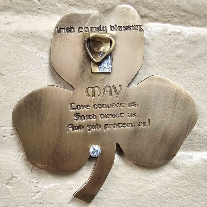  Irish Shamrock Shaped Wall Decor with Blessing Family Blessing Antique Brass Creative Irish Gift