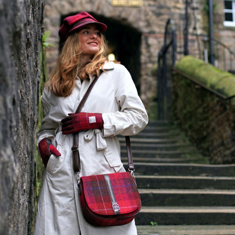 GA-LB1000- Harris Tweed & Vegan Leather Tartan Shoulder Bag, Pink Tartan  Creative Irish gift