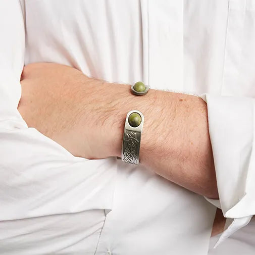 JCW-77907 Engraved Celtic Knotwork Connemara Cuff Bracelet, Silver-Creative Irish gift