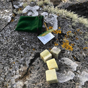 KC904 Genuine Connemara Marble Whiskey Stones, Set of 4 Creative Irish gift