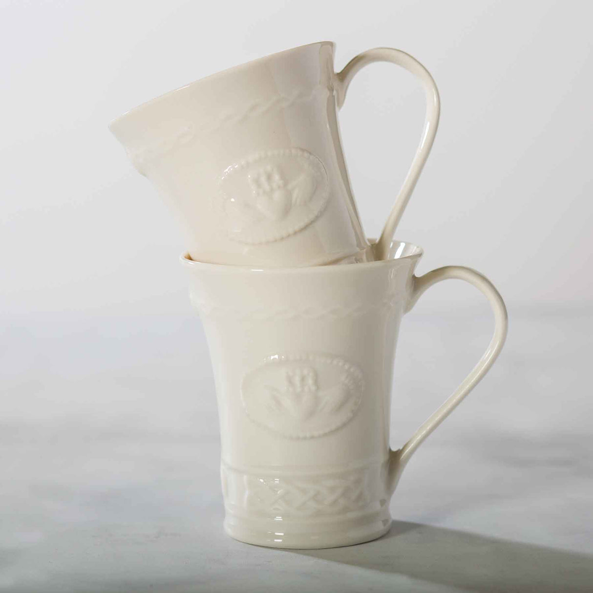 KG553 Belleek Claddagh Mugs Creative Irish Gifts