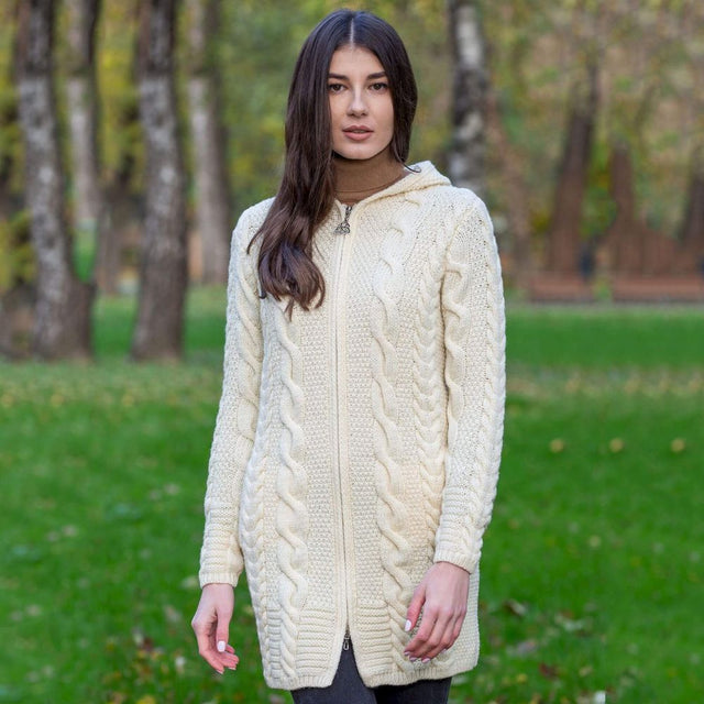 ML110 Women's Aran Merino Wool Zip Up Coat White Lifestyle Creative Irish Gift