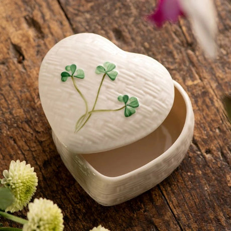 OY013 Belleek Kylemore Trinket Box Lifestyle Creative Irish Gifts