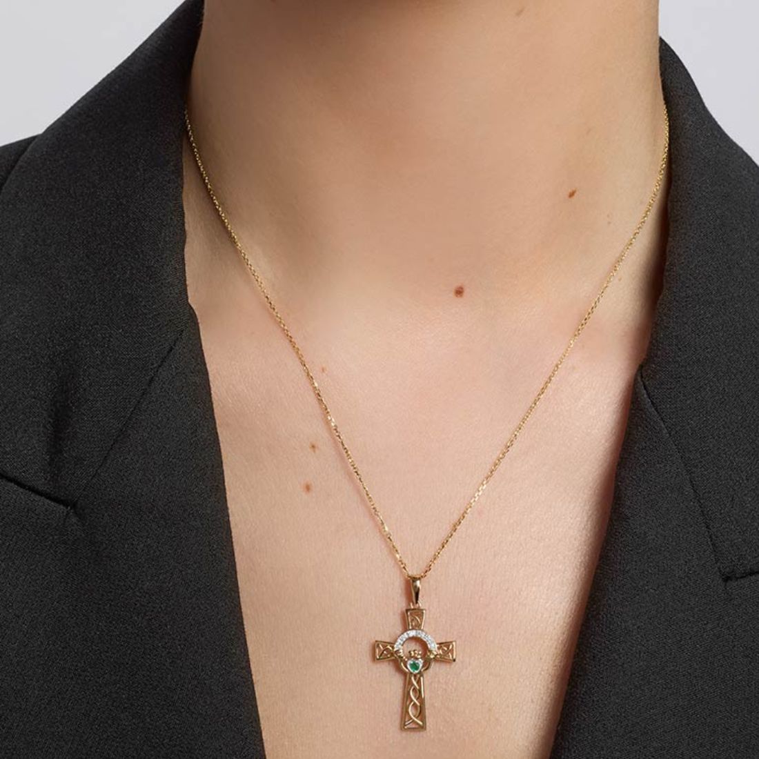 S44515 14K Gold Celtic Cross Claddagh Diamond Necklace Creative Irish Gifts
