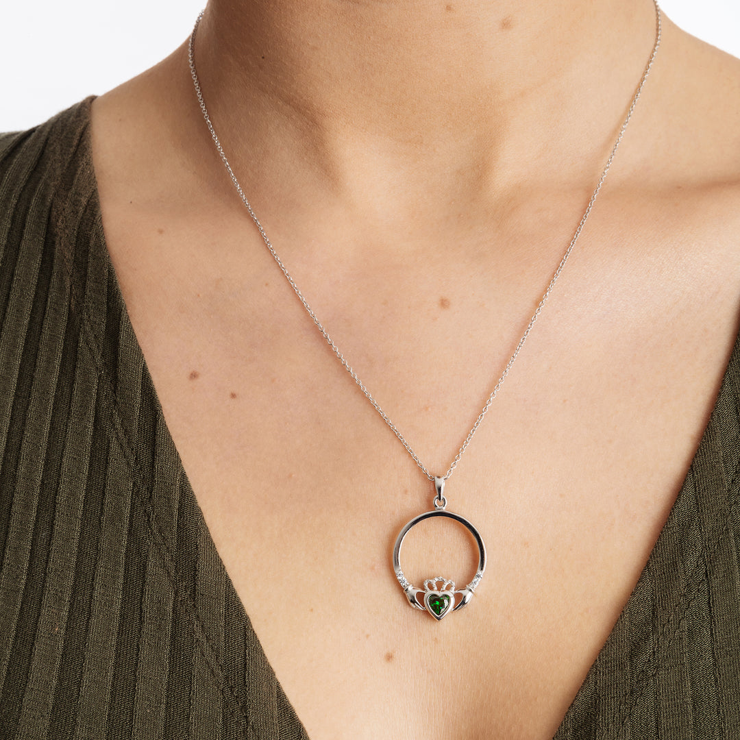 SP91GR Silver Claddagh Pendant, Emerald May Birthstone Creative Irish Gifts
