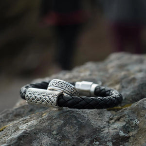 Silver Oxidized Men's Trinity Ring Front View Creative Irish Gifts