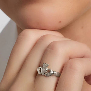 Sterling Silver Womens Heavy Claddagh Ring Lifestyle Creative Irish Gifts