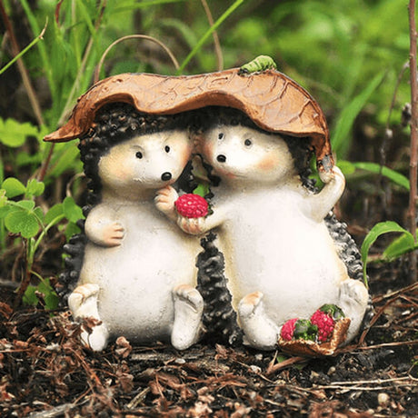 TLT-4074 Resin Hedgehogs Irish Garden Figurine Creative Irish Gifts

